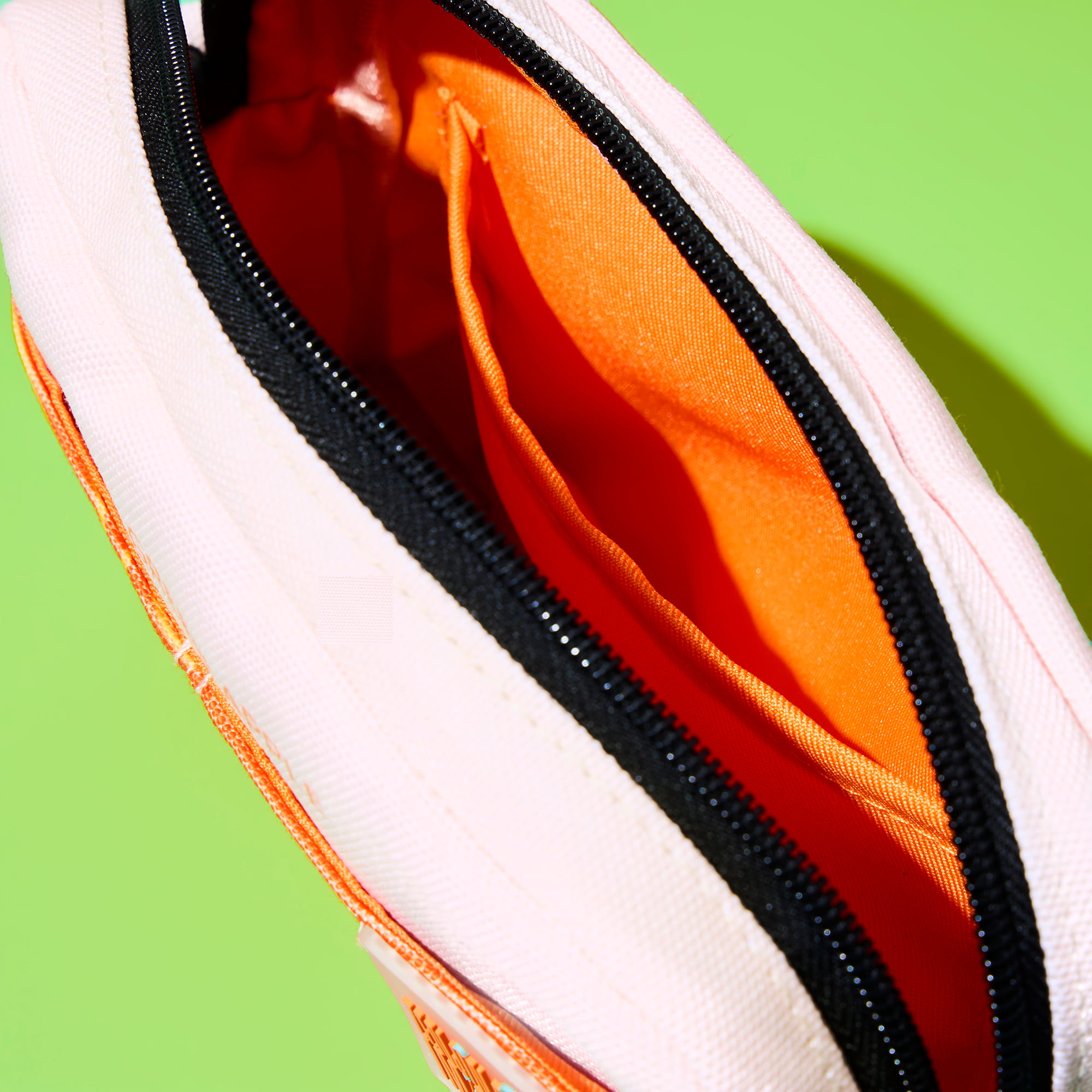 IM/MUTABLE マルチポーチ