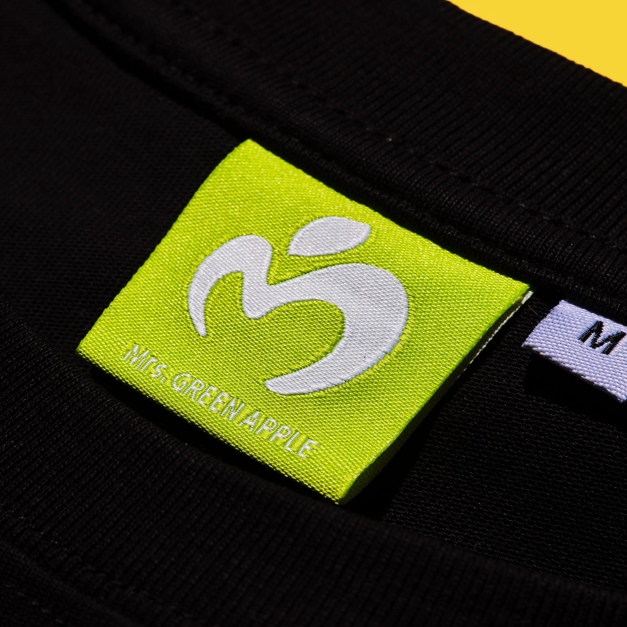 IM/MUTABLE ロゴTシャツ B / ホワイト